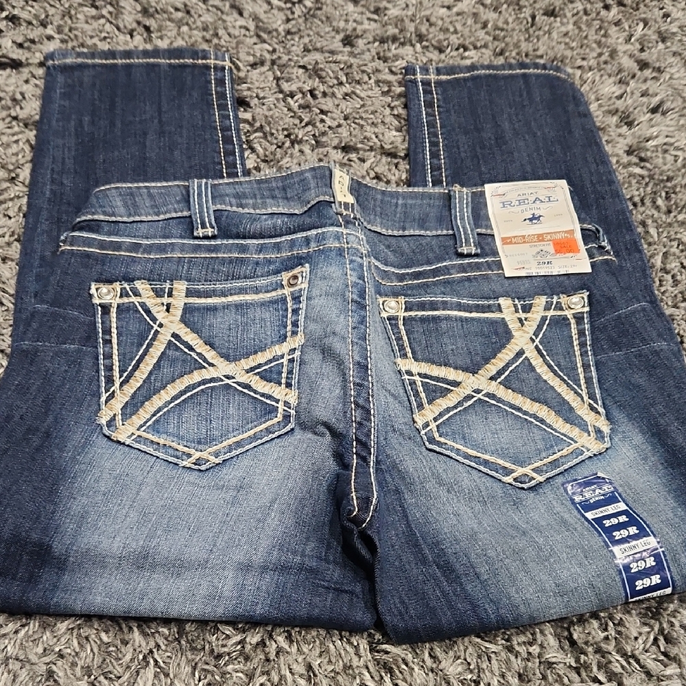 Womens Ariat Capri